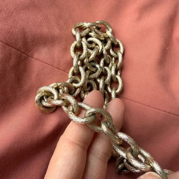 1970s Medieval Style Gold Pendant and Chain Necklace - Picture 4 of 7